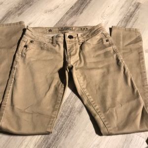 Celebrity Pink jeans. Skinny beige color. Used - in good condition. Size 0